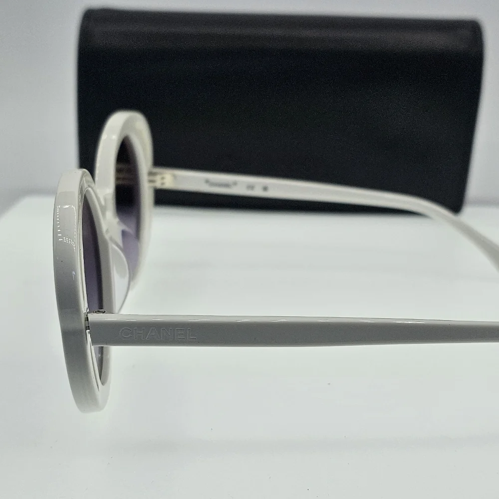 Chanel white round sunglasses Chanel logo 71582A s1255 3N - Picture 14 of 16